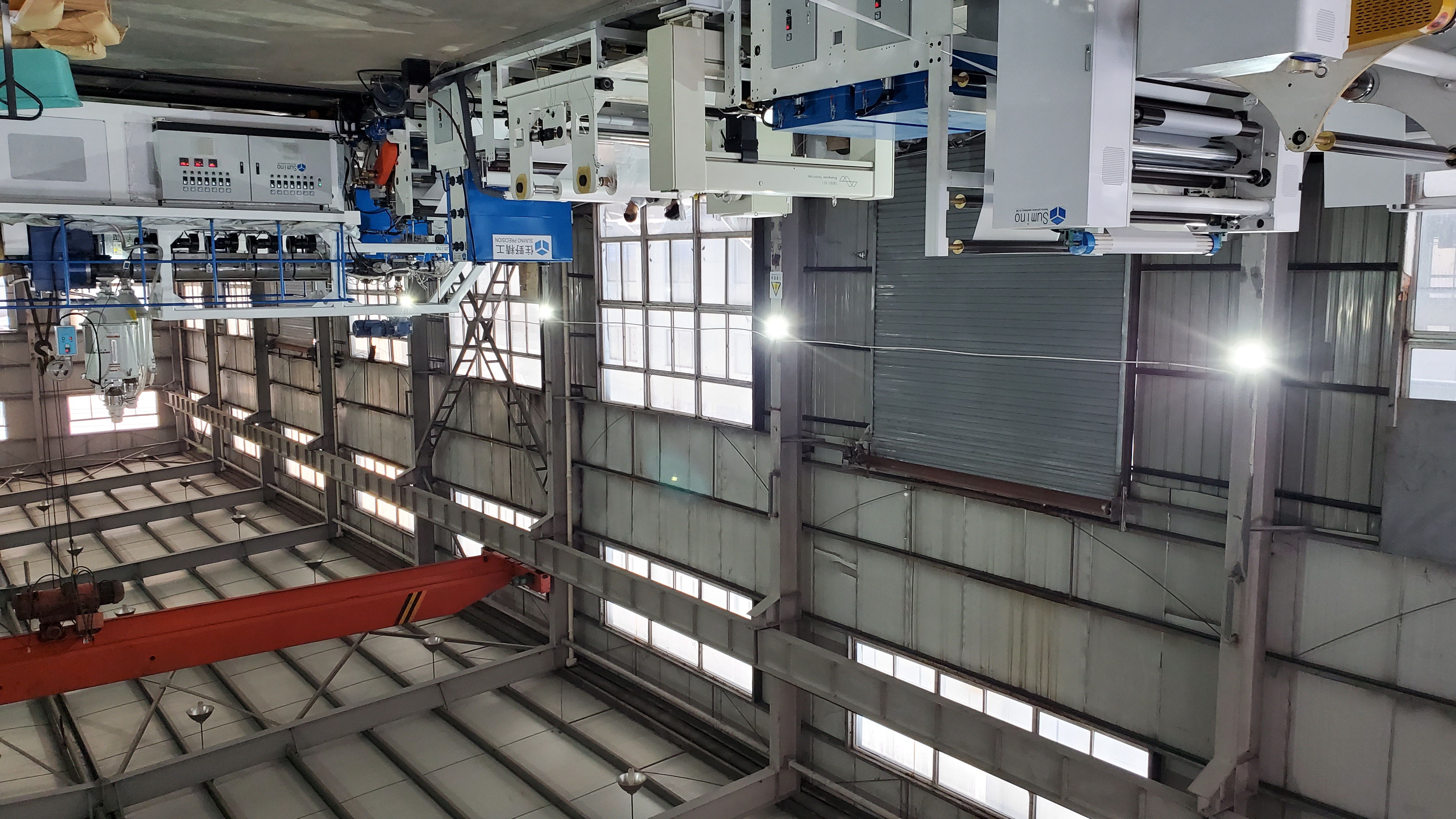 �͑����a�F��-���ӹ��D����һ��Ĥ�C