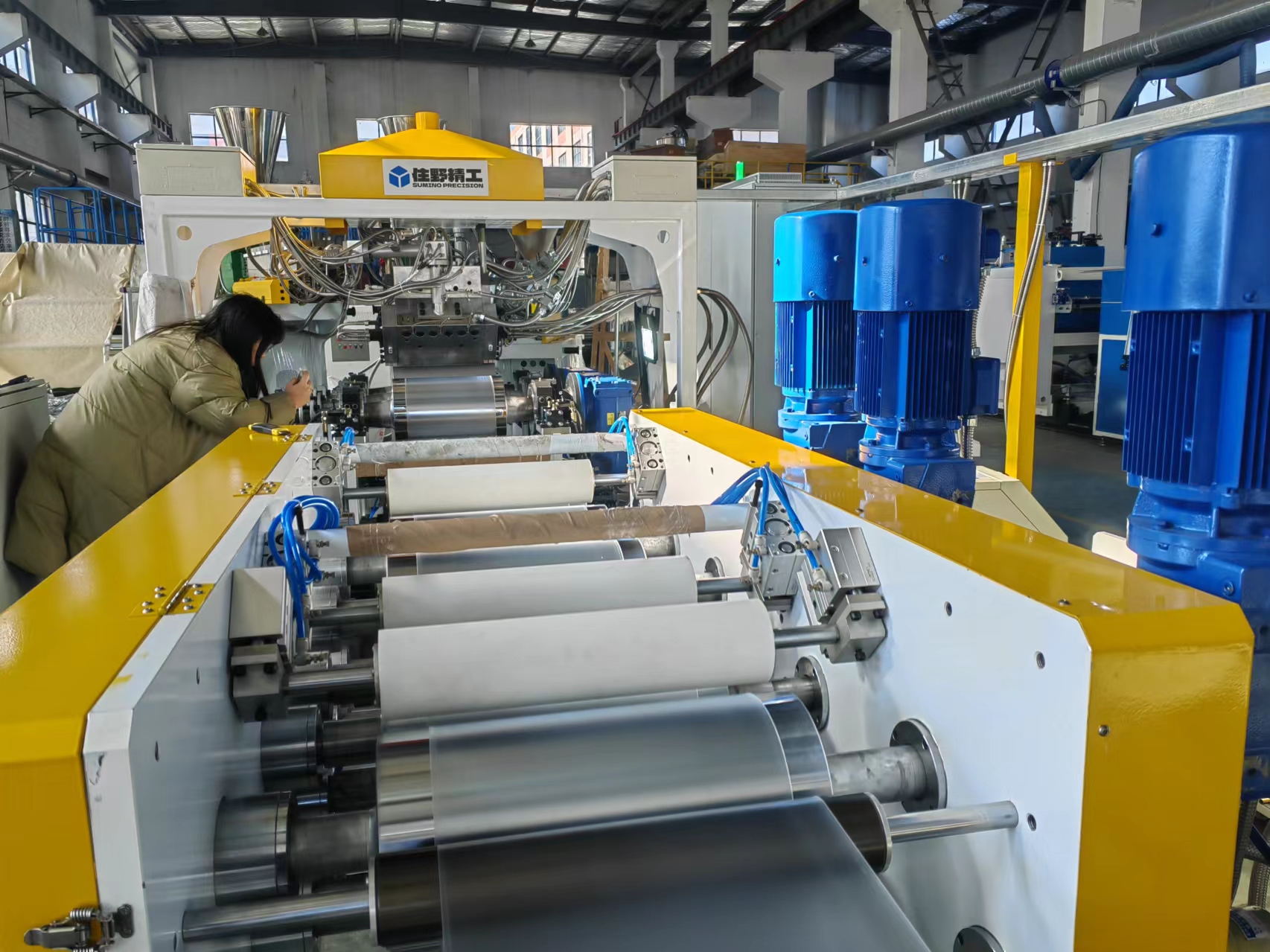 PET�p��ͬ�����챡Ĥ���a��